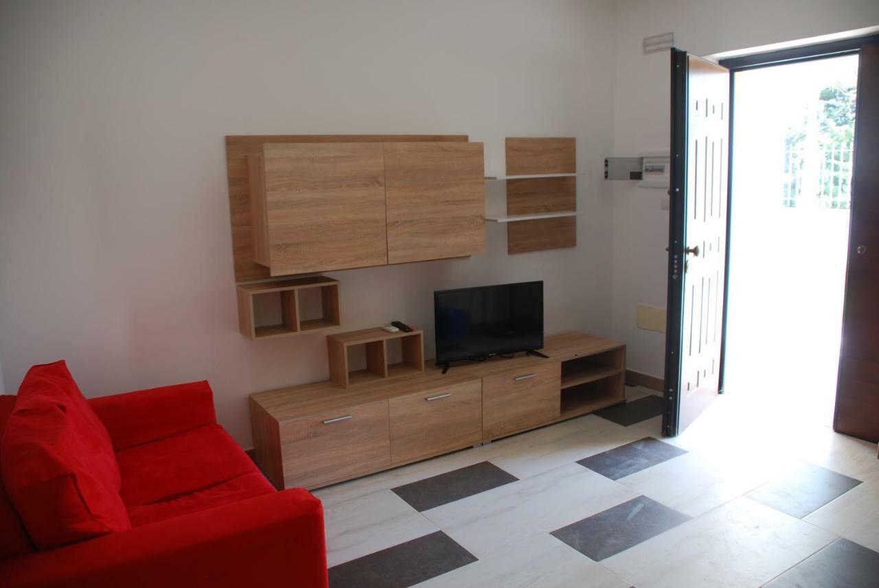 Euroitalia Apartments Giurdignano Exterior photo
