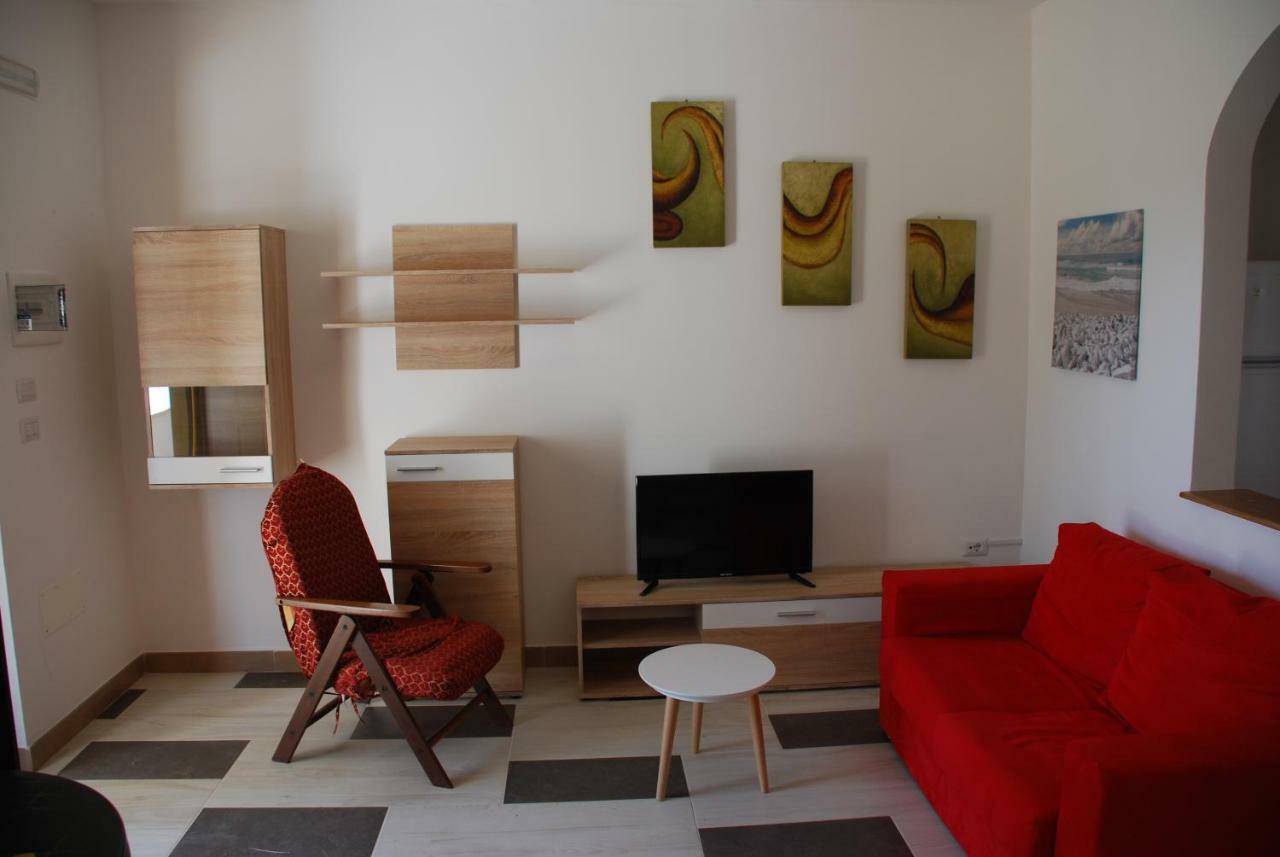 Euroitalia Apartments Giurdignano Exterior photo